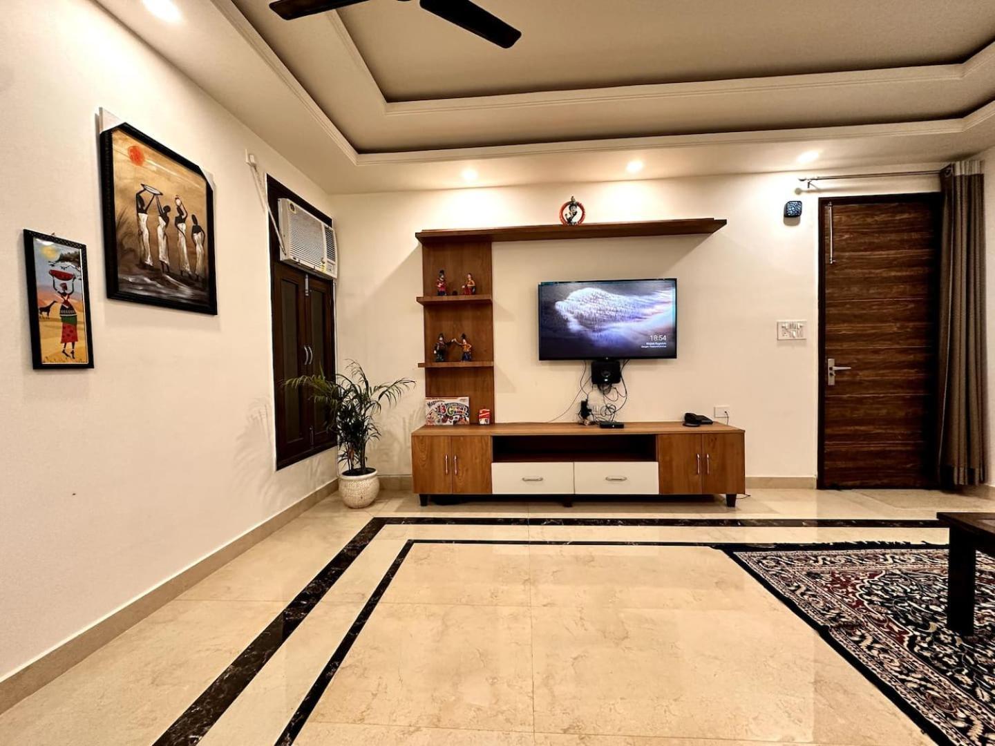 Villa Yoga Retreat At The Ganges In Rishīkesh Exterior foto