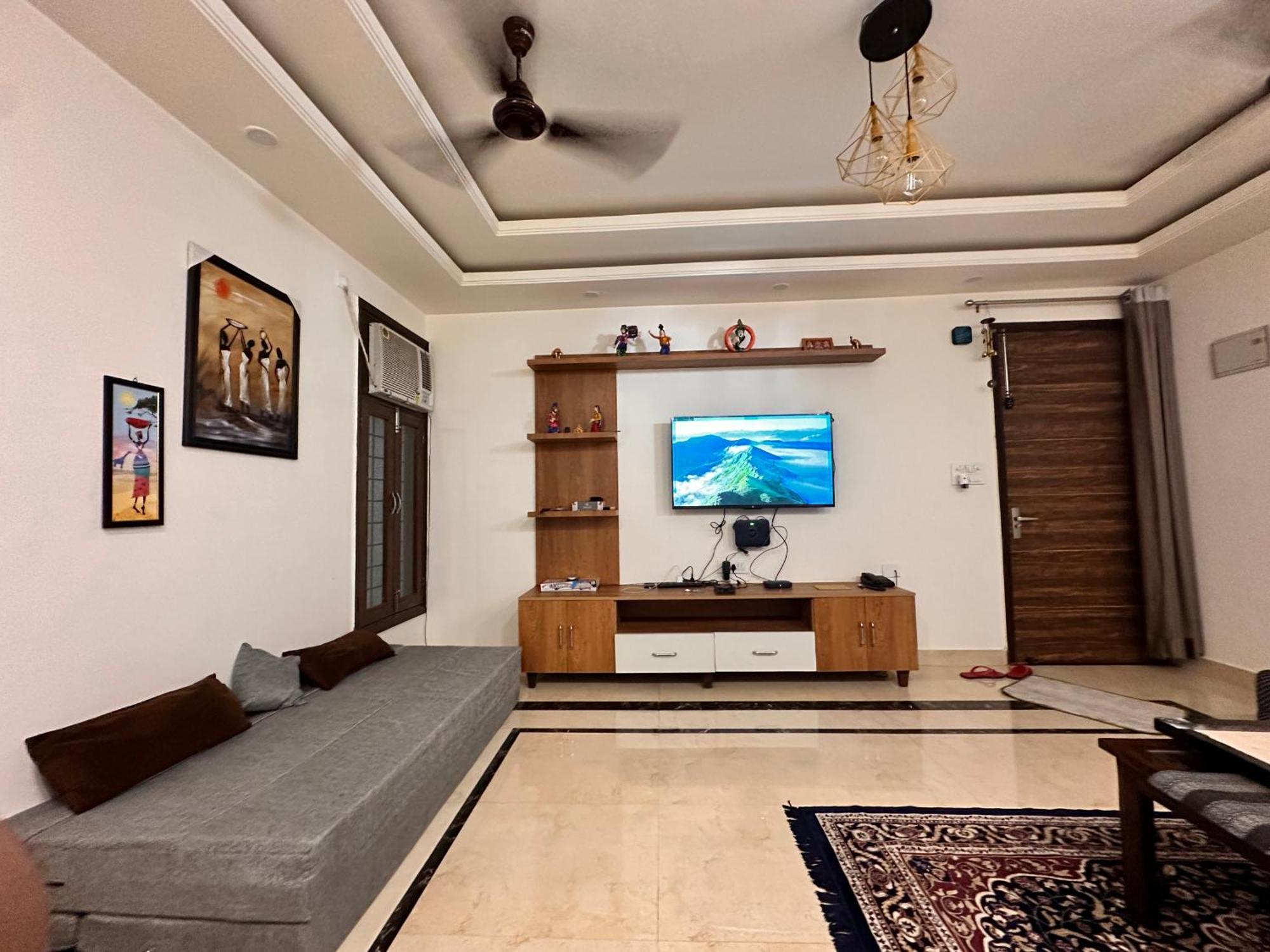 Villa Yoga Retreat At The Ganges In Rishīkesh Exterior foto